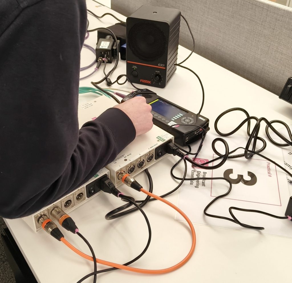 oplus_2097152 Closeup showing the equipment in use during the embeeded audio practical utilising Phabrix SxE